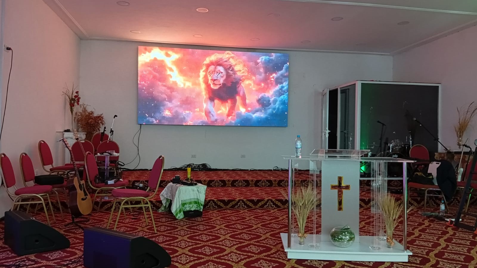 Iglesia Buscando Presencia de Dios